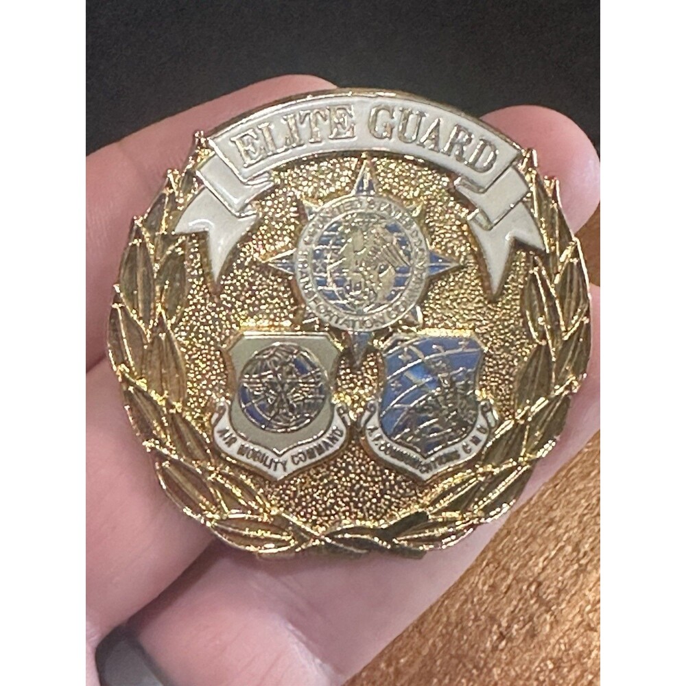 Elite Guard US Transportation Air Mobility, Air Force Communication Command Pin